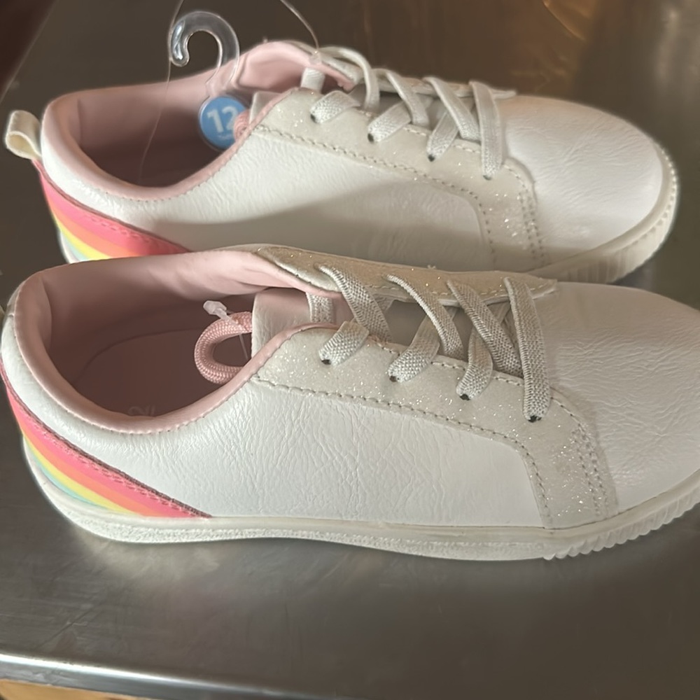 New Carter’s tug and go shoes white rainbow